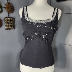 Jones New York Top. Sizes M